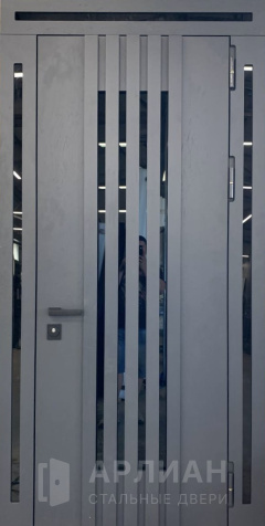 Фото «Красивая входная дверь с отделкой мдф стеклом №17»